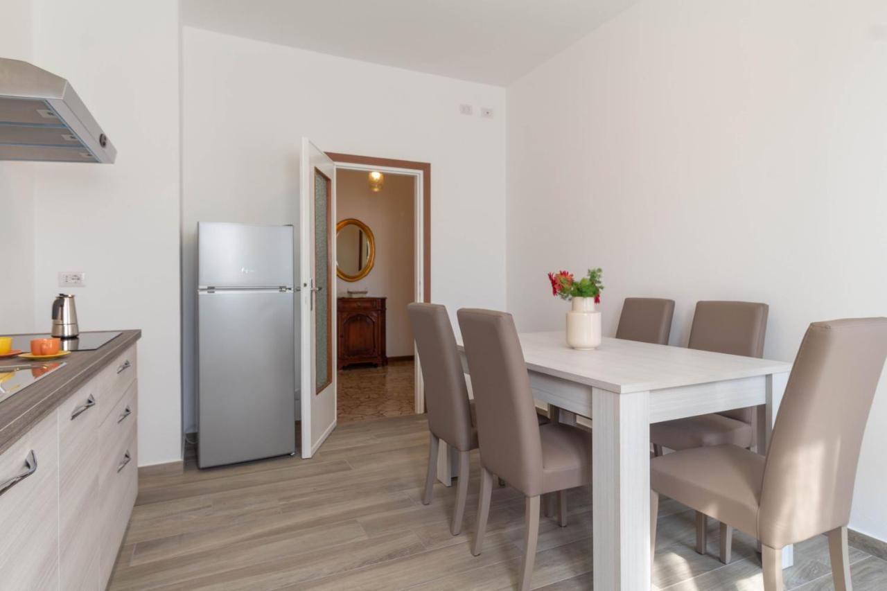 מנדלו דל לאריו Mamma Ciccia Holiday Home - Casa Imperia מראה חיצוני תמונה