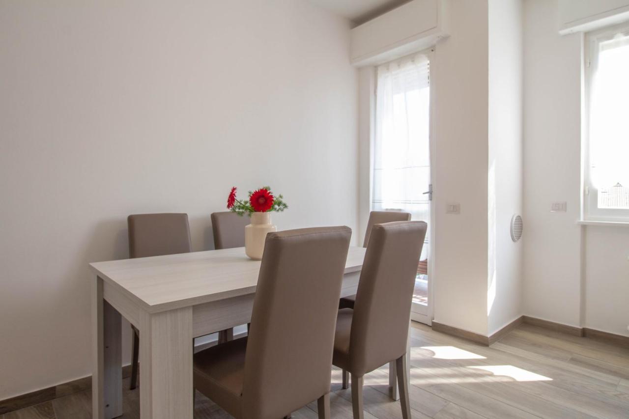 מנדלו דל לאריו Mamma Ciccia Holiday Home - Casa Imperia מראה חיצוני תמונה