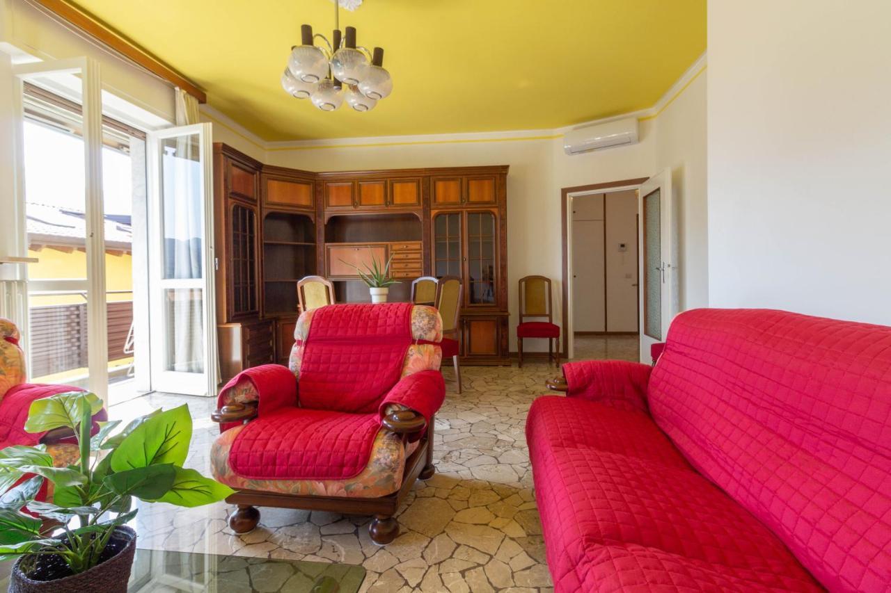 מנדלו דל לאריו Mamma Ciccia Holiday Home - Casa Imperia מראה חיצוני תמונה