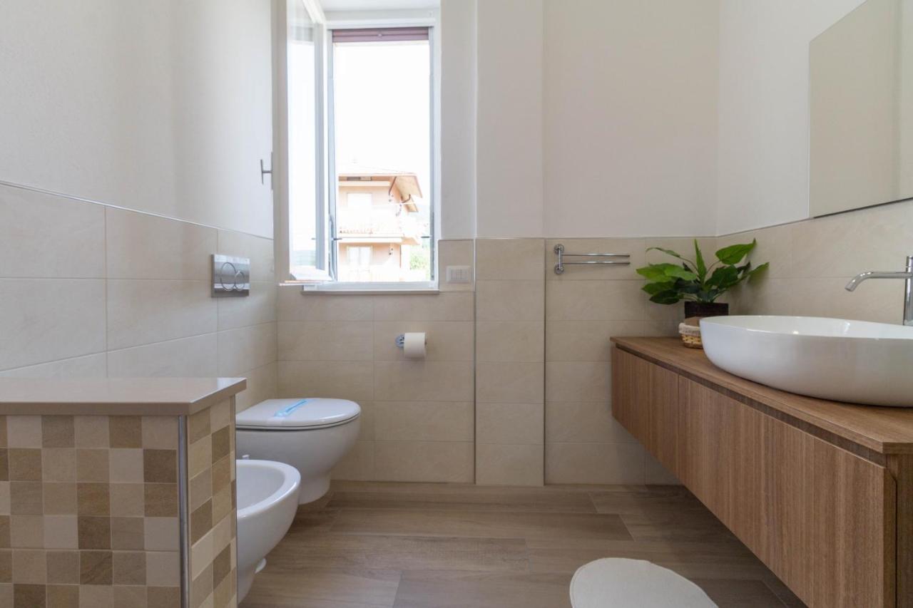 מנדלו דל לאריו Mamma Ciccia Holiday Home - Casa Imperia מראה חיצוני תמונה